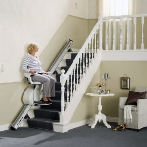 Krzesełka schodowe windy dla seniorów i niepełnosprawnych